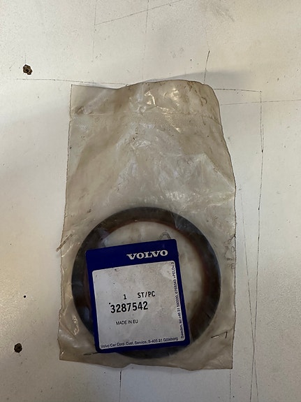 Volvo V40 S40 330 460 akselitiiviste kampiakseli