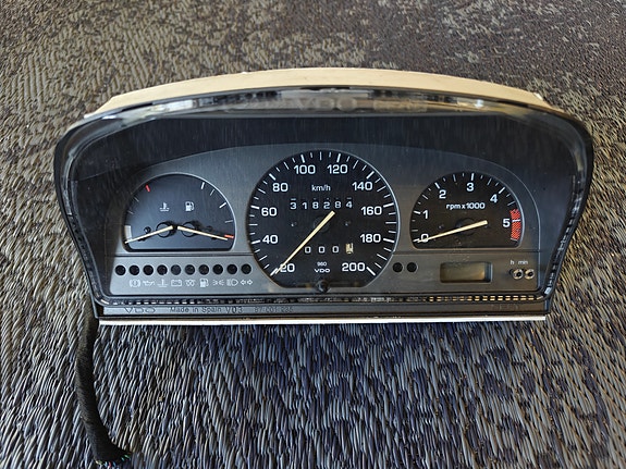 Seat Toledo mittaristo