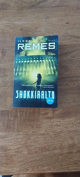 Shokkiaalto pokkari. Ilkka Remes