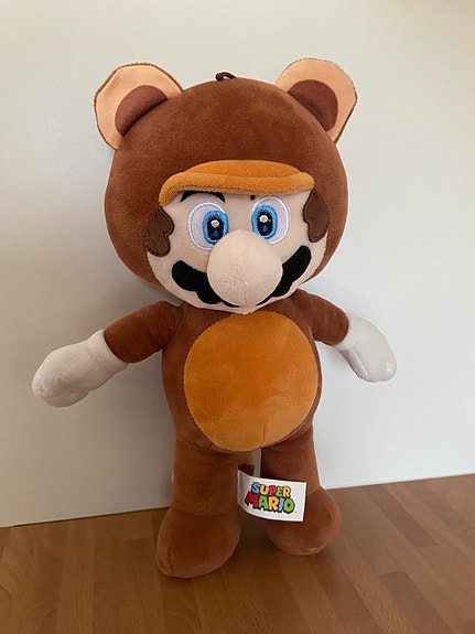 Super Mario Tanooki Mario -pehmolelu 35 cm