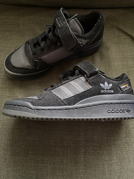 Adidaksen kengät