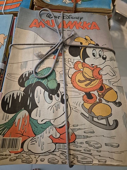 Aku Ankka lehtiä vuosikerrat 1980 - 1990