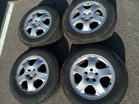 17" 5*112 nastat orig MB aluilla, paistettu 2022