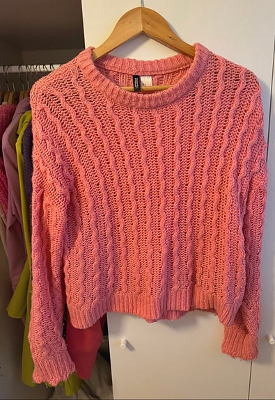 H&M vaaleanpunainen paita