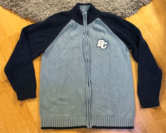 Poikien vetoketjullinen neulepaita, koko 160