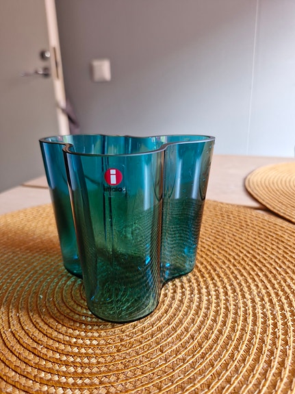 Aalto maljakko