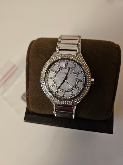Michael Kors-kello