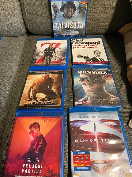 Blu-ray elokuvia ja ps3 pelejä
