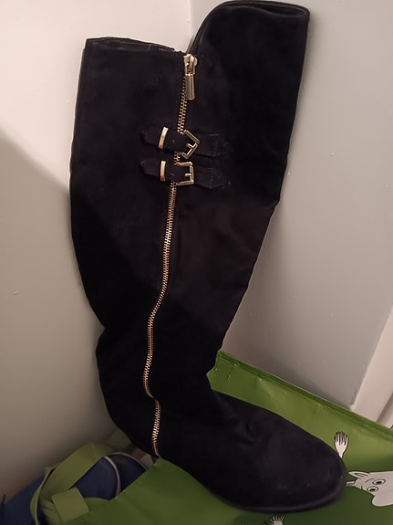 Kengät 42
