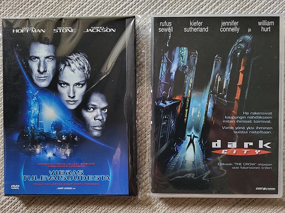 Vieras tulevaisuudesta & Dark City