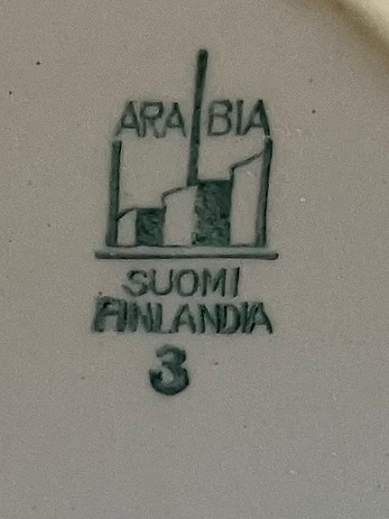 Kaikkea vanhaa astioista huonekaluihin ja työkaluihin.