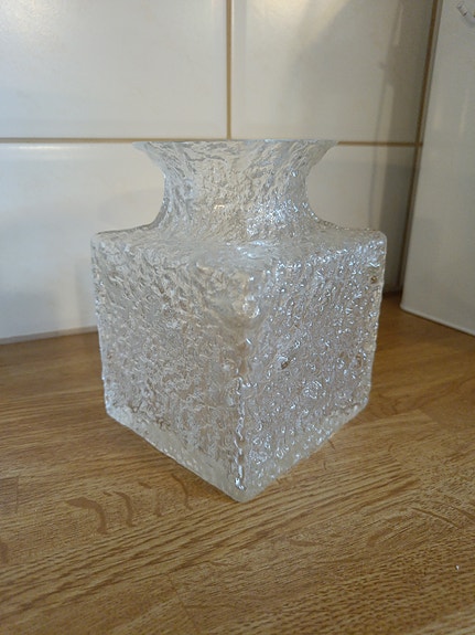 Iittala Timo Sarpaneva Crocus Maljakko