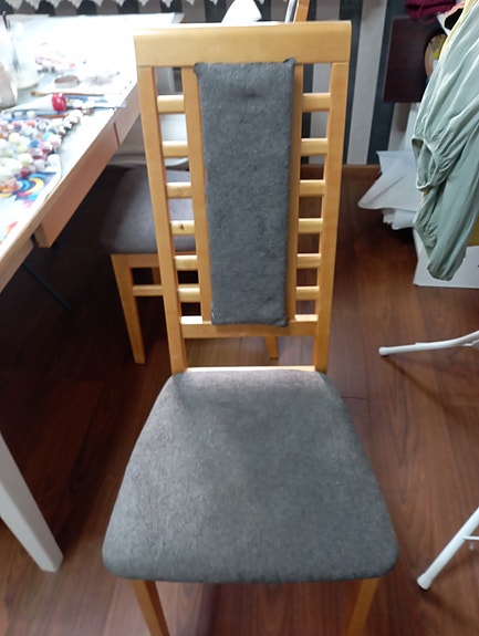4kpl keittiön tuoleja