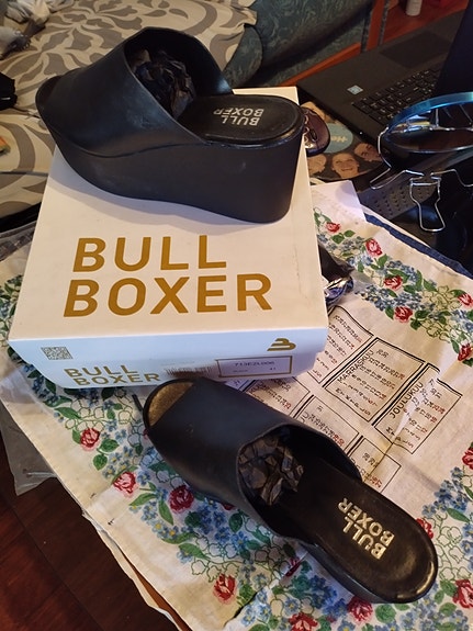 Bull Boxerin naisten kengät, koko 41