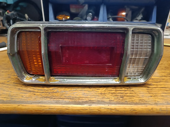 Datsun Finn 1200 vasen takavalo
