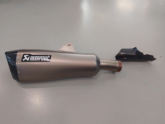 Akrapovic äänenvaimennin BMW R 1200/1250RT