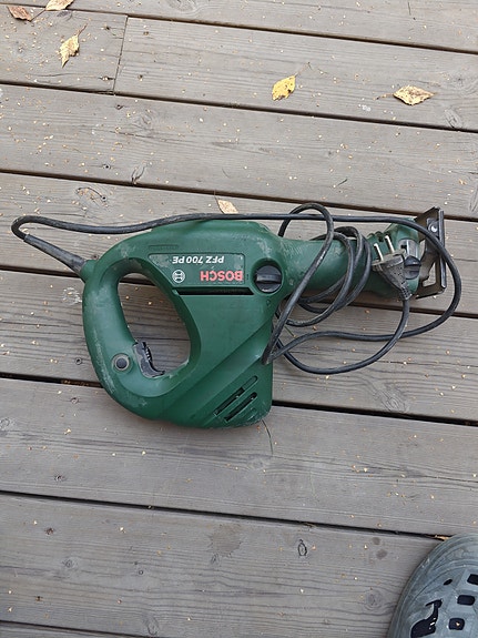 Puukkosaha Bosch pfz 700 pe
