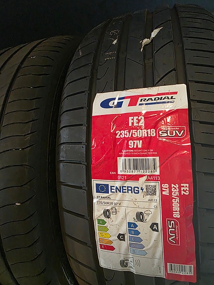 1kpl 235/50R18 GT Radial FE2
