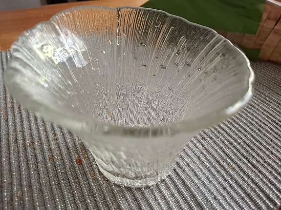 Lasikulho. Design, Pertti Kallioinen Kirkas Lasi