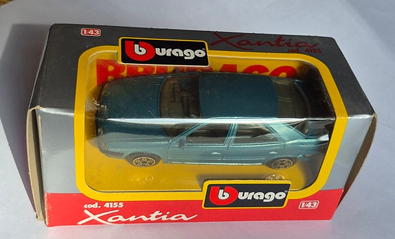 Citroen Xantia I pienoismalli.