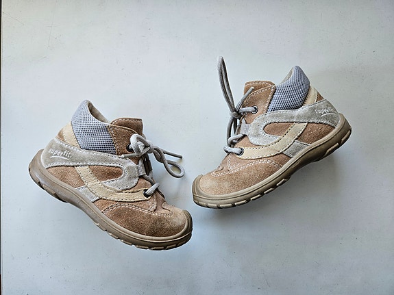 Superfit kengät 23