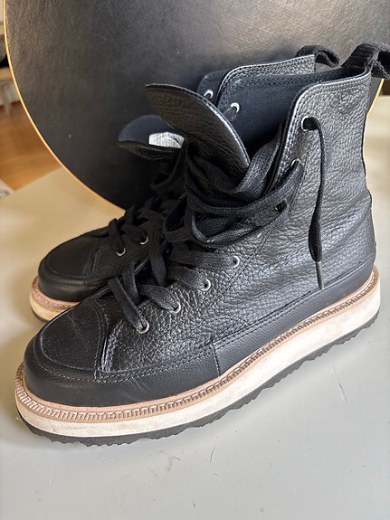 Converse mustat nahkakengät koko 38
