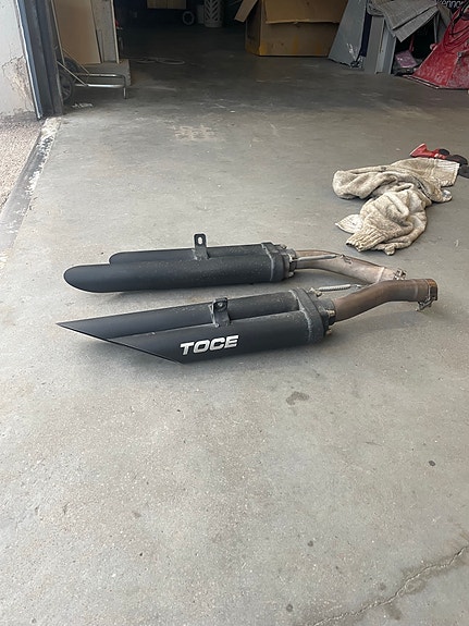 Toce sliparit R1