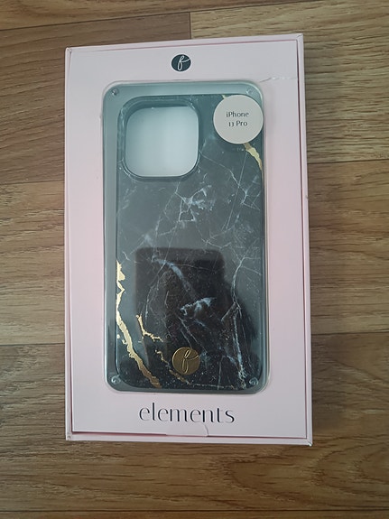 iPhone 13 Pro suoja