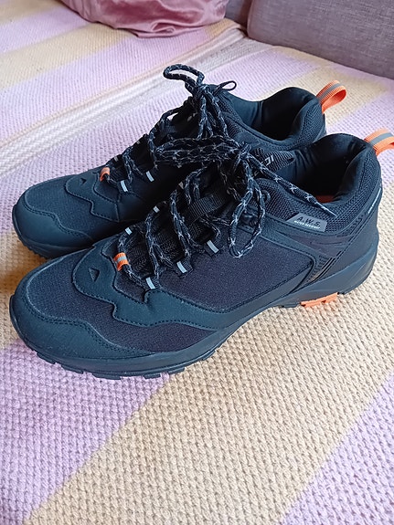 Icepeak uudet välikausikengät 42