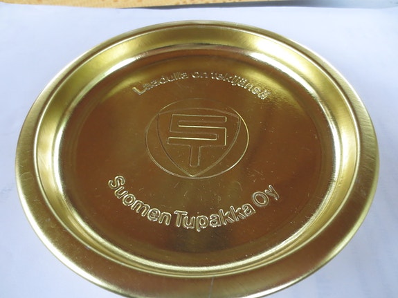 Tuhkakuppi Suomen Tupakka , Oy