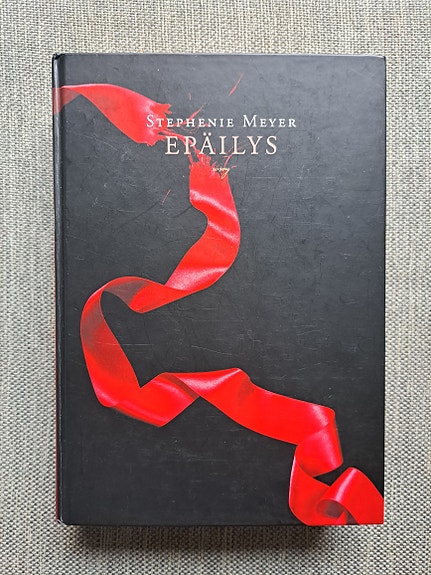 Stephenie Meyer: Epäilys