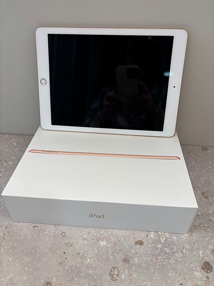 I Pad. 6.sukupolvi. 32 Gt