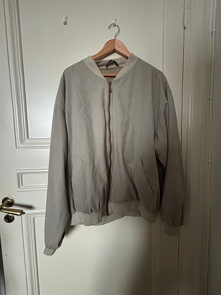 Beige takki