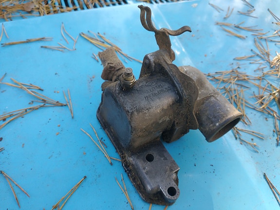 Opel Rekord C, Ascona A termostaattikotelo