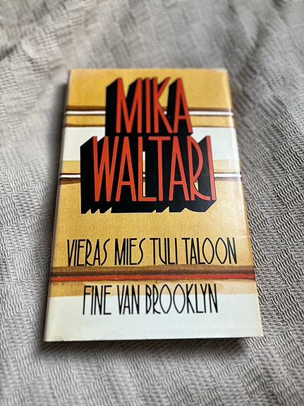 Vieras mies tuli taloon - Mika Waltari
