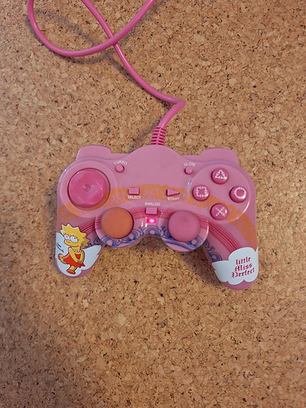 PS2 Lisa Simpsons ohjain