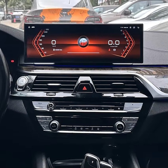 Android soitin 14.9" BMW 5-sarja G30 G31 2016-2023