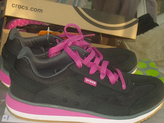 Crocs Retro Sneaker Tennarit koko 36 37 musta/fuksia