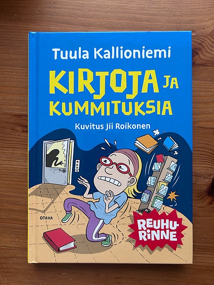Tuula Kallioniemi Kirjoja ja kummituksia