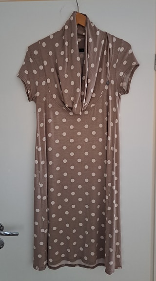 Polka-dot mekko
