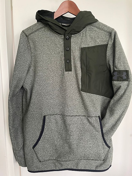 Under Armour huppari
