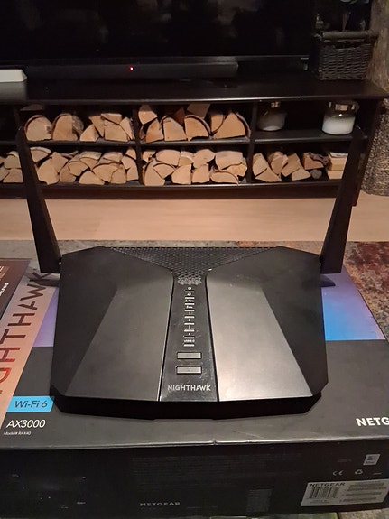 NETGEAR Nighthawk WIFI6 Reititin