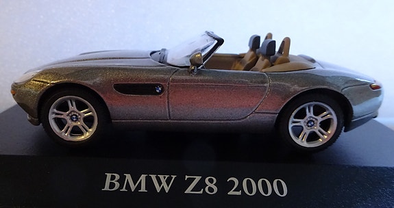 Pienoismalli BMW Z8 Spider 2000  1/43