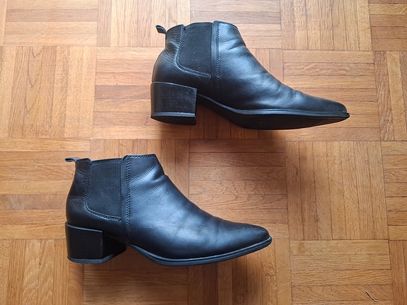 Vagabond nilkkurit 40