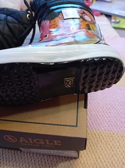 Product image 3 of 7