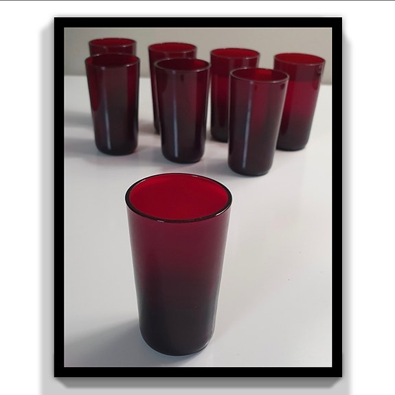 Snapsilasit, design Kaj Frank