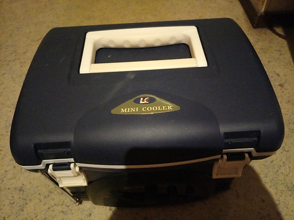 LC Mini Cooler Pieni Kannettava Jääkaappi Sininen