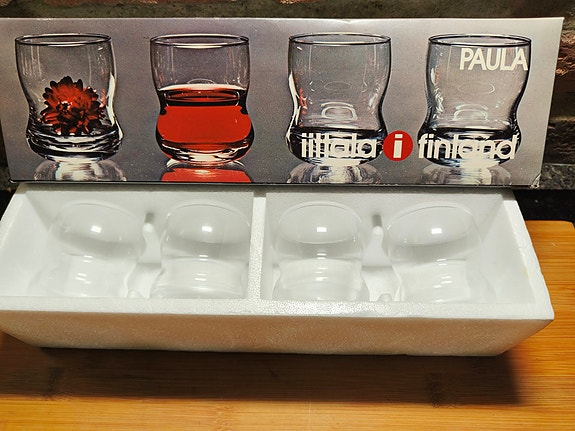 Iittala Paula lasit alkuperäisessä paketissaan