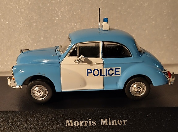 Pienoismalli Morris Minor Police 1957  1/43