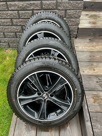 Talvirenkaat 185/60R15 88T